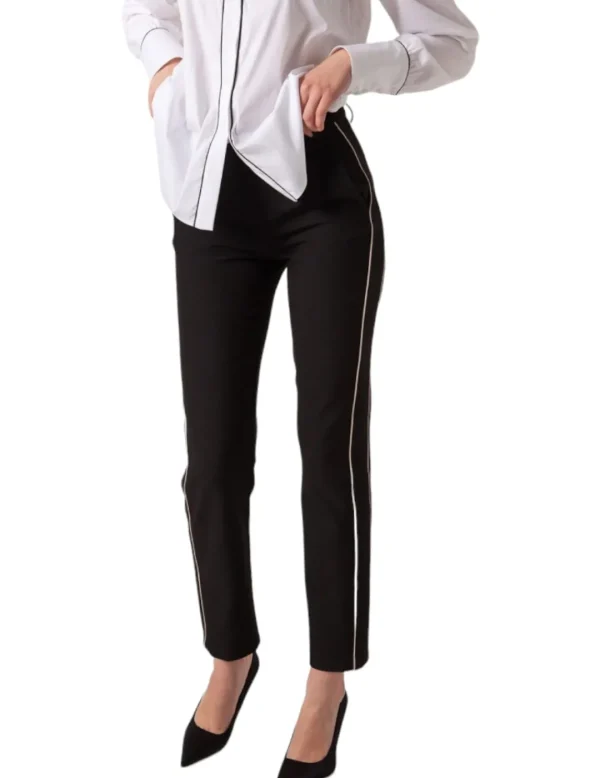 Mangata Pantalon 2302-0068 y negro- Pantalones Y Shorts